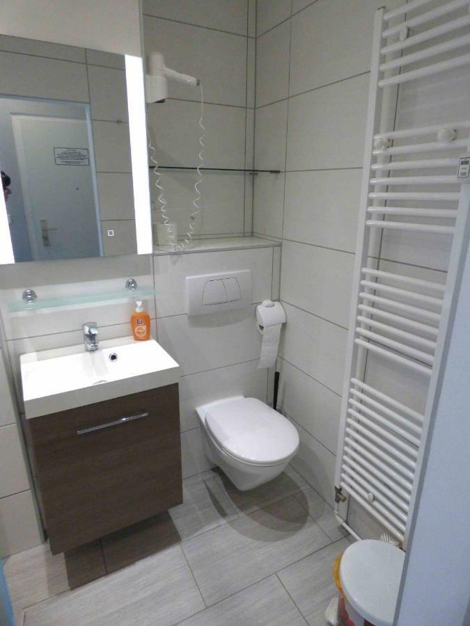 Komfort Ferienwohnungen Zwenkauer See ภายนอก รูปภาพ